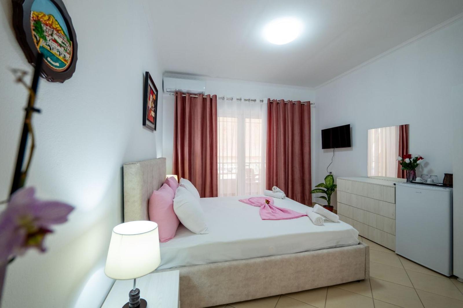 Vila Basho Sarande Luaran gambar